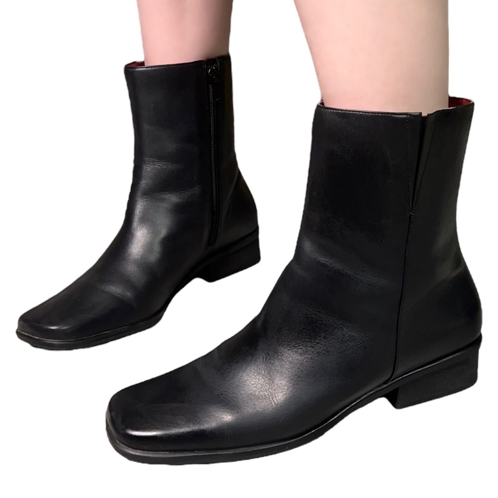 Black 90s Square Toe Boots by Naturalizer